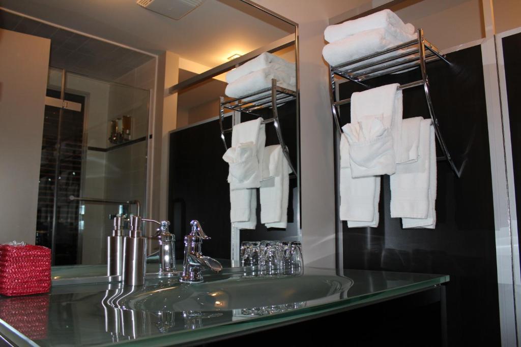 Hotel Saint-Germain Rimouski Zimmer foto